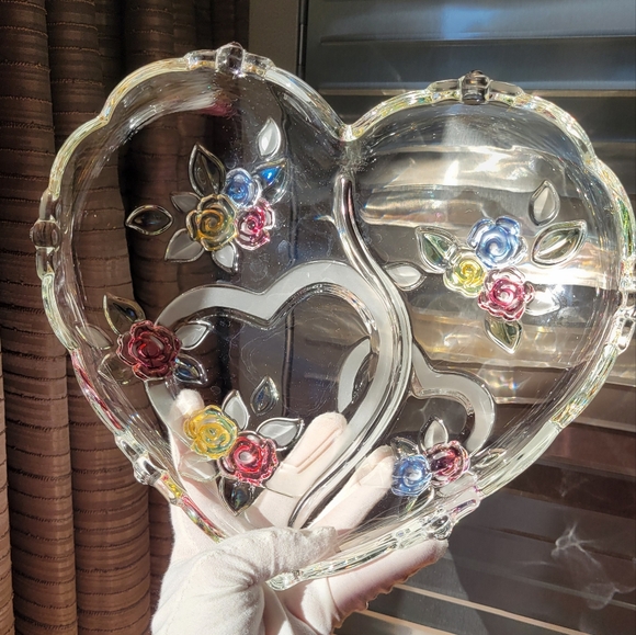 Vintage Lead Crystal Mikasa Heart Shaped Bowl Double Hearts - Picture 2 of 16